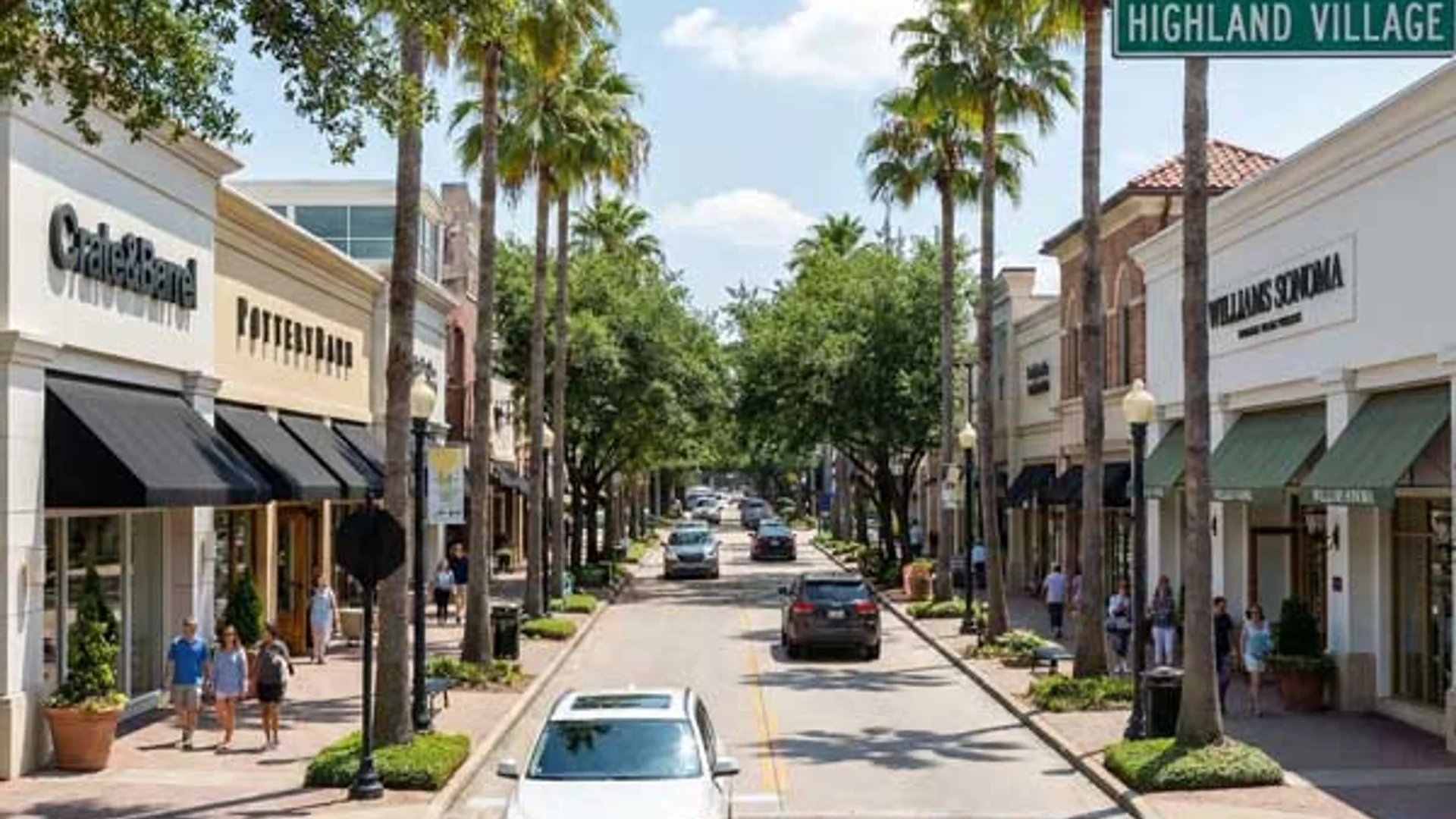 Automatic gate installation team near River Oaks Country Club and Highland Village shopping district in River Oaks, TX